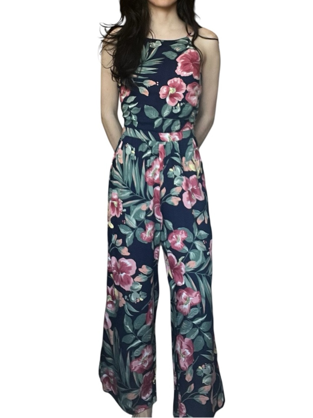 Brand New Hollister Women’s Floral Halter Neck Jumpsuit- Size Small